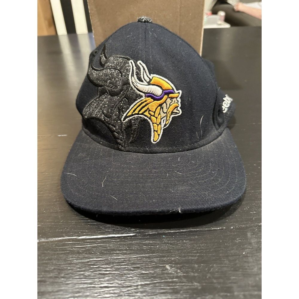 Minnesota Vikings Rebook S M Fitted‎ NFL Hat Cap